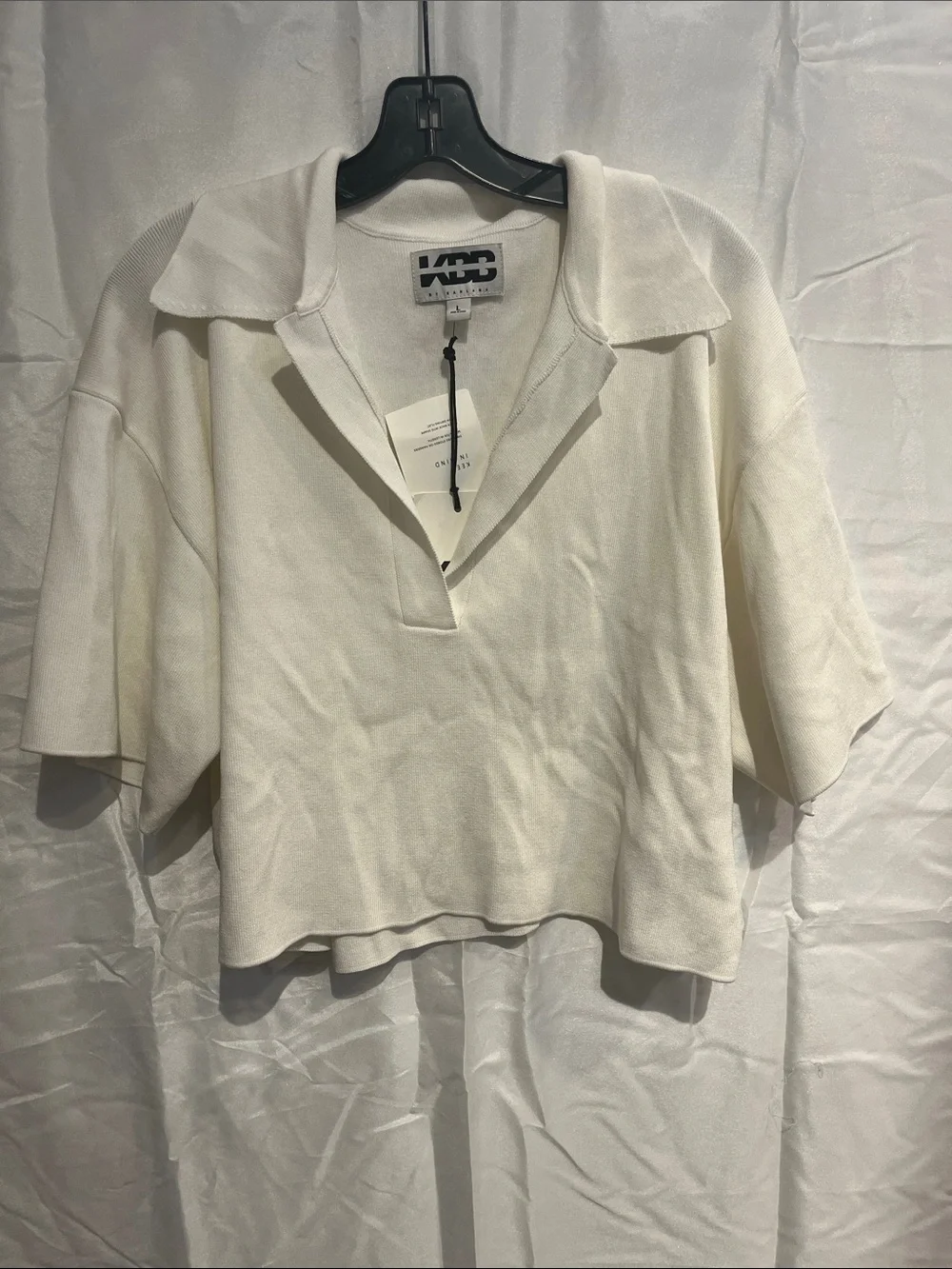KBB by KAHLANA Women’s Short Sleeve Boxy ‘The Cropped Polo Sweater’ WHITE - Picture 4 of 9